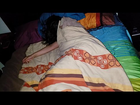 ❤️ Ögey oğul gənc ögey anası yatarkən onu təhqir edir. ☑ Porno bizdə az.mysexgamer.ru